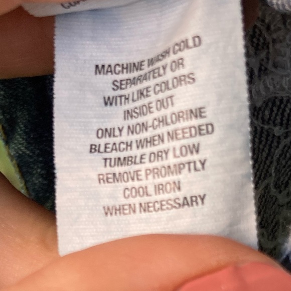 Place: Girl’s 18 months Jean jacket with appliqués. - Picture 8 of 8